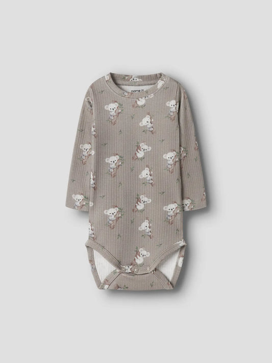 Koala Babybody aus TENCEL™ und Baumwolle von NAME IT bei Bärechind in Winterthur, Zürich, Schweiz.