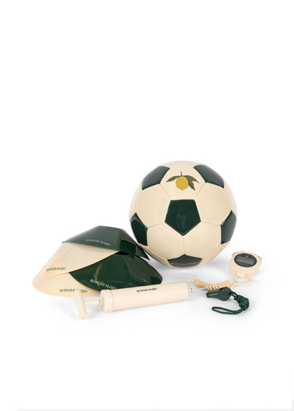 Konges Sløjd Fussball-Set mit Ball, Hütchen, Pfeife und Stoppuhr
