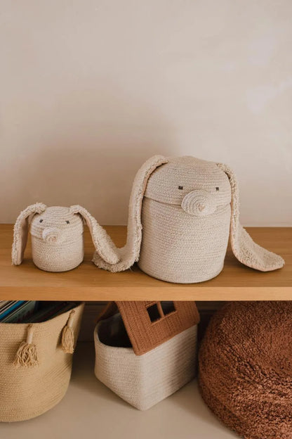 Mini Korb Rita the Rabbit neben weiteren Tierkörben von Lorena Canals. Bärechind Winterthur Zürich Schweiz.