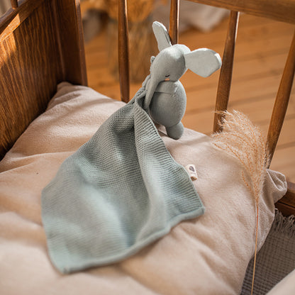 Kuscheltuch mit Elefant blau aus Bio Baumwolle von Ava&Yves – zu kaufen im Kinderladen Bärechind Winterthur Zürich Schweiz.