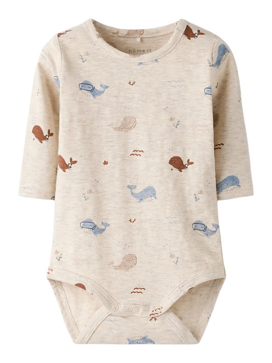 Langarm Body aus Baumwolle mit Wal Print in Beige zu kaufen im Bärechind Winterthur Zürich Schweiz.