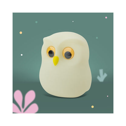 LED Nachtlicht in Form einer Eule aus Silikon, leuchtend im Kinderzimmer, erhältlich im Bärechind Winterthur Zürich Schweiz.