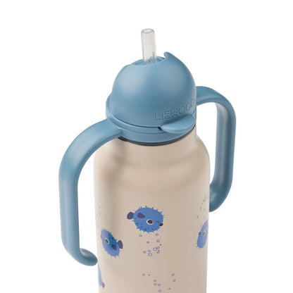 Detailansicht Strohhalm der Liewood Kimmie Trinkflasche – nachhaltiger Kinderladen Bärechind Winterthur, Zürich Schweiz.