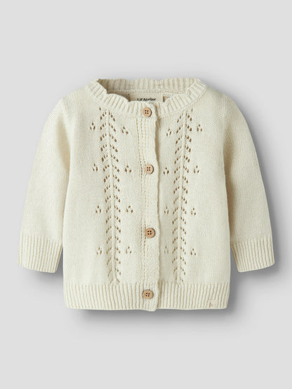 Bio-Baumwolle Strickjacke von Lil'Atelier mit Lochstrickmuster in Turtledove, Vorderansicht