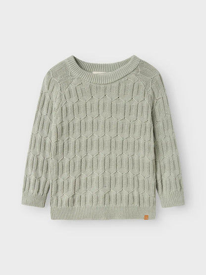 Hellgrüner Strickpullover von Lil'Atelier flachliegend – kaufen bei Bärechind in Winterthur, Zürich Schweiz.