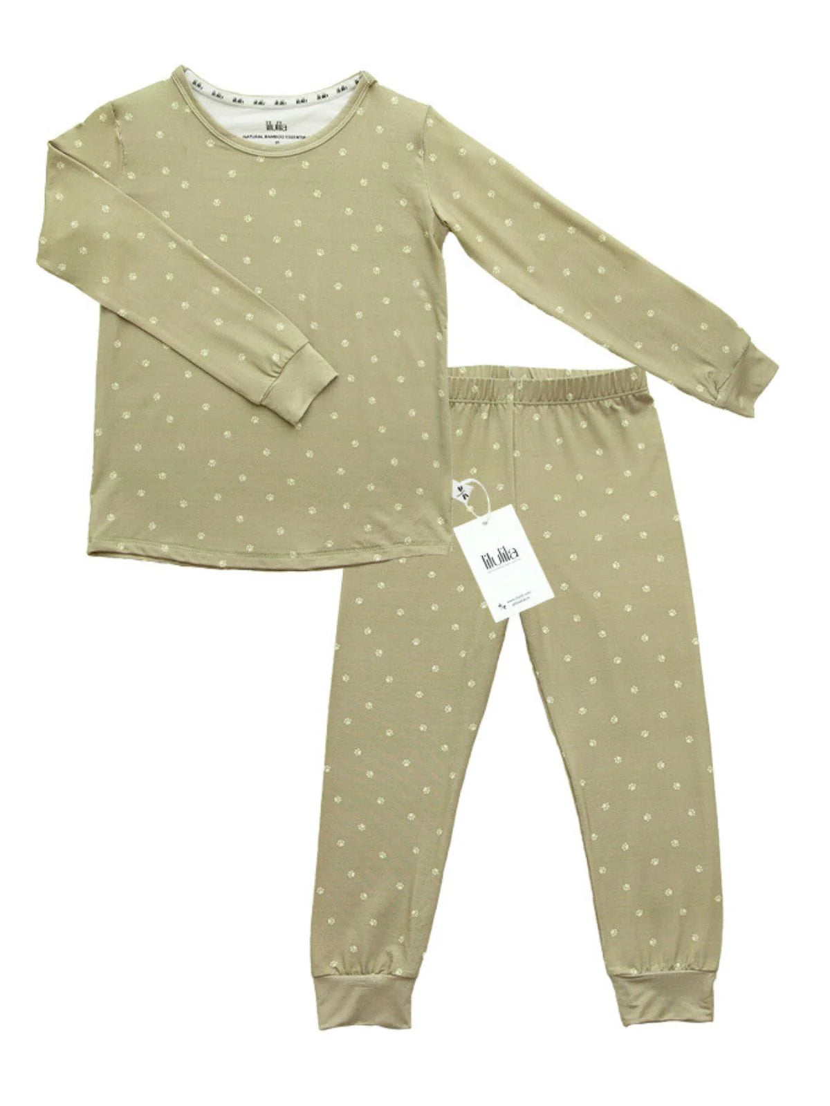 LiluLila Bio-Bambus Pyjama mit Löwenpfoten-Print. Hautfreundlich, elastisch und ideal für empfindliche Kinderhaut.