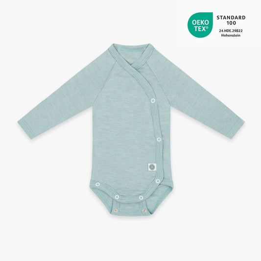 Mintfarbener Merino Wickelbody von Emma & Noah aus 100 % Merinowolle, erhältlich im Bärechind in Winterthur