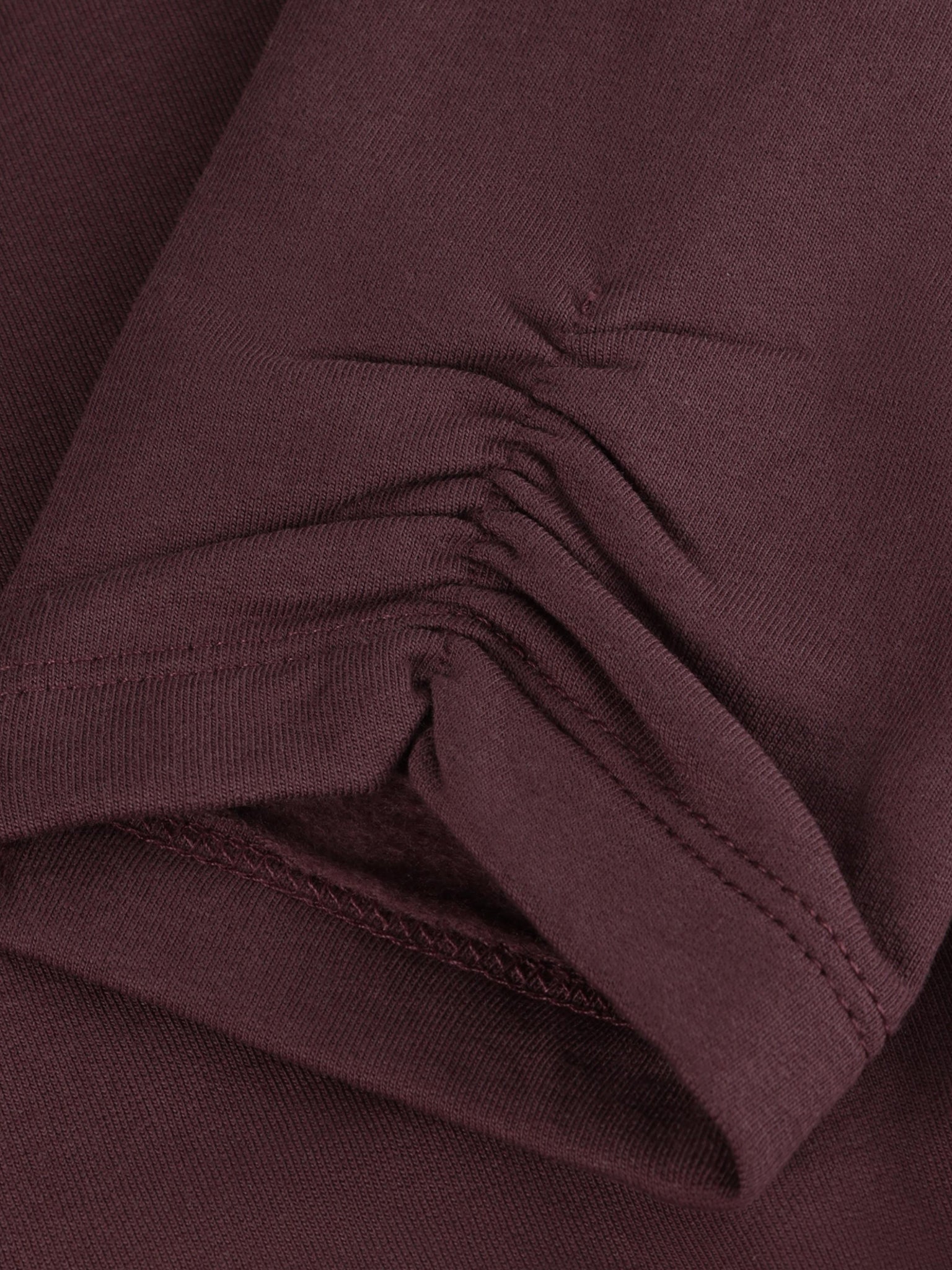 Minymo Bio Sweatleggings in Huckleberry, Detailansicht Stoff