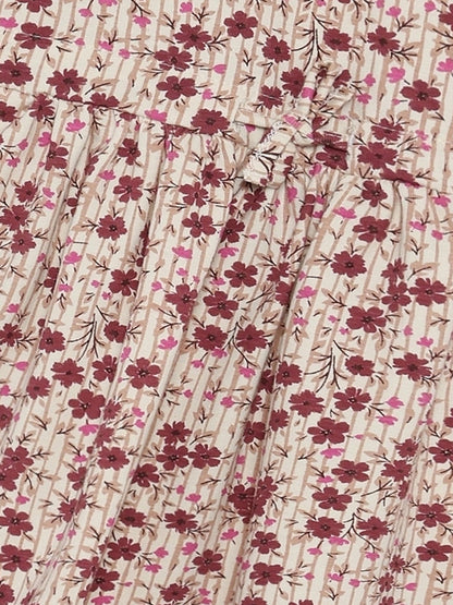 Minymo Langarmkleid in Seedpearl, Detailansicht Bindegürtel