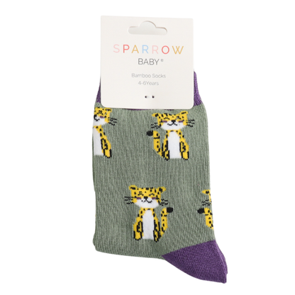 Miss Sparrow Bambus Socken Kinder mit Leopardenmuster in Grün