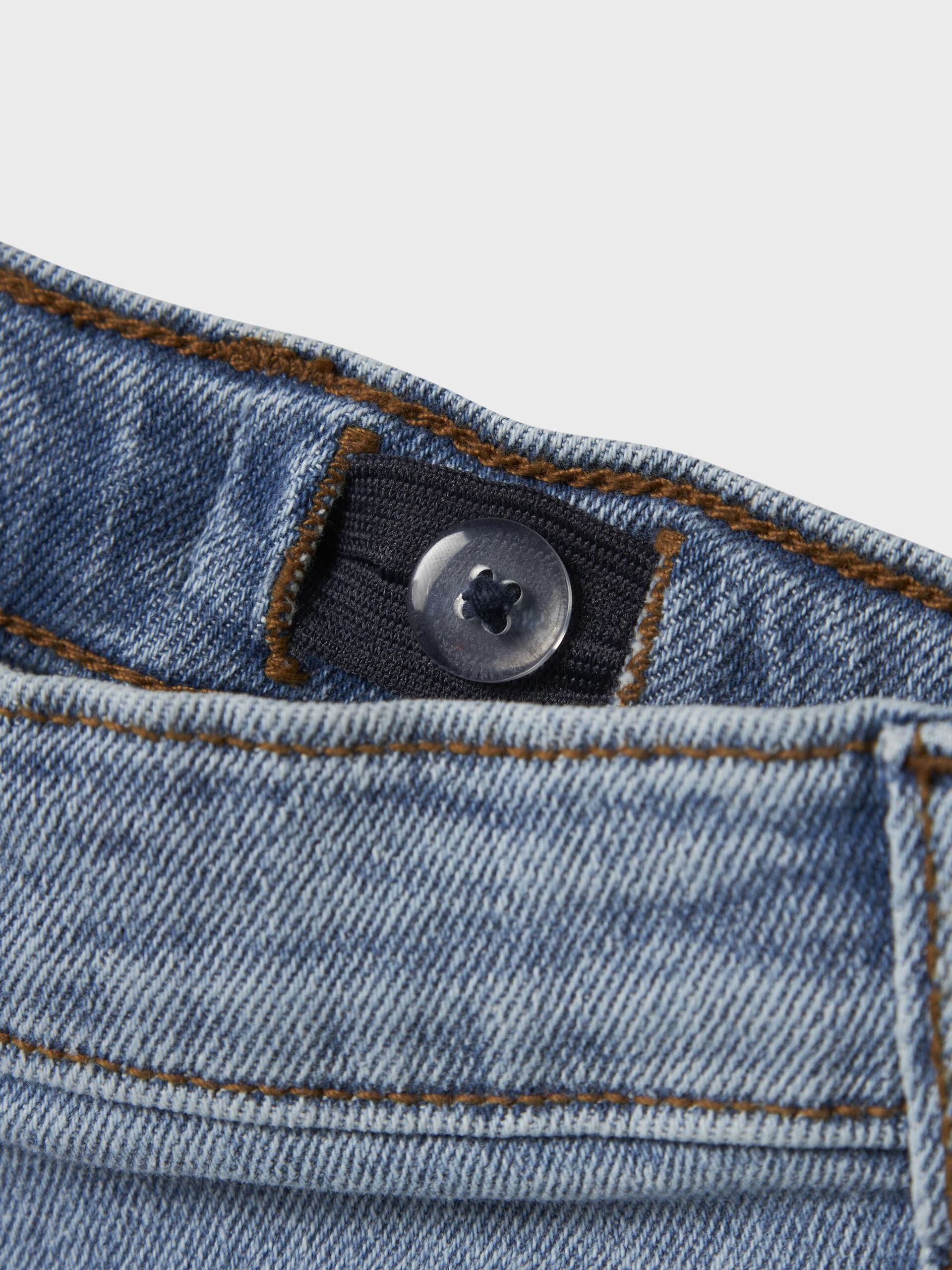 Vorderansicht NAME IT Kinder Jeans aus Denim, Bärechind, Winterthur, Zürich Schweiz