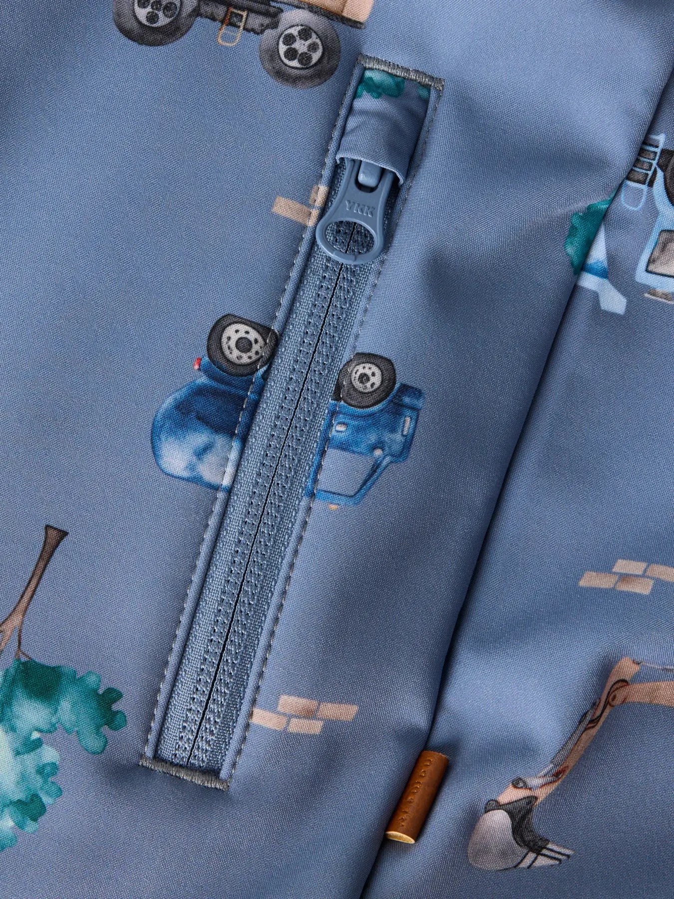 Detail Reissverschluss und Print Softshelljacke Kinder, Bärechind Winterthur Zürich Schweiz