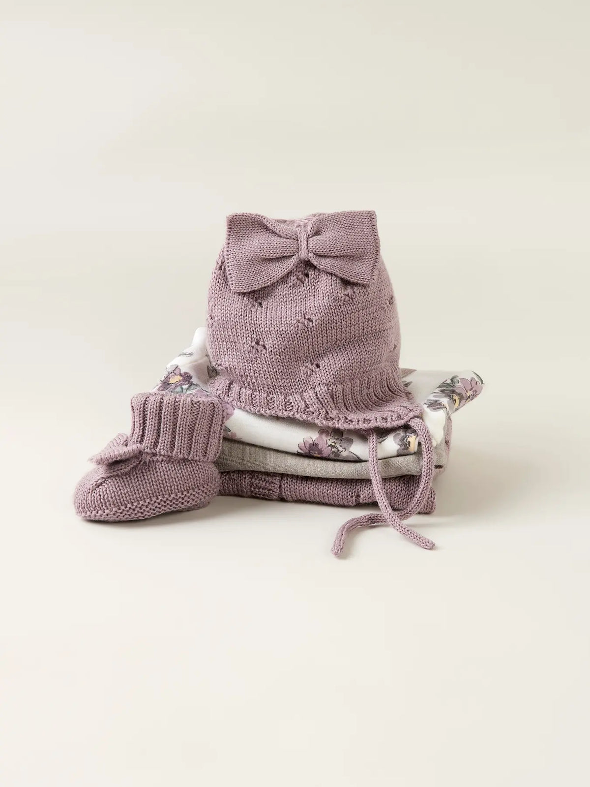 Detailansicht der Strickstruktur der Hausschuhe in Toadstool