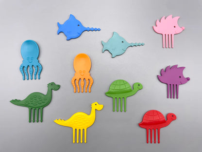 Pieksi Snackgabeln in Tierform (Igel, Schildkröte, Dino, Sägefisch, Tintenfisch) – plastikfrei, kindgerecht & BPA-frei, online bei Bärechind Winterthur, Zürich, Schweiz erhältlich