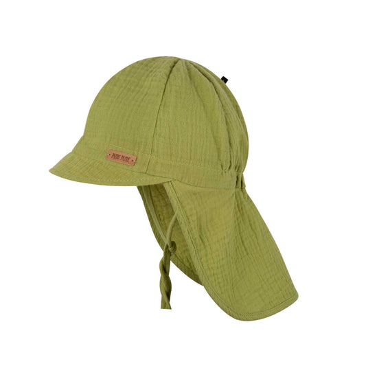 Leichte Nackenschutz Mütze aus GOTS-zertifizierter Bio-Baumwolle (Musselin) von Pure Pure by Bauer in avocado. Perfekter Sonnenschutz für Kinder. Erhältlich in Winterthur, Zürich, Schweiz.