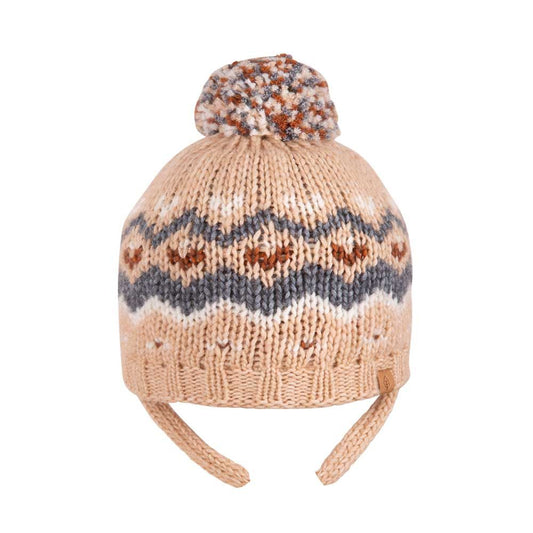 Bommel-Binde in der Farbe almond von Pure Pure by Bauer – erhältlich im Bärechind in Winterthur. Strickmütze aus GOTS-zertifizierten Bio-Naturfasern.
