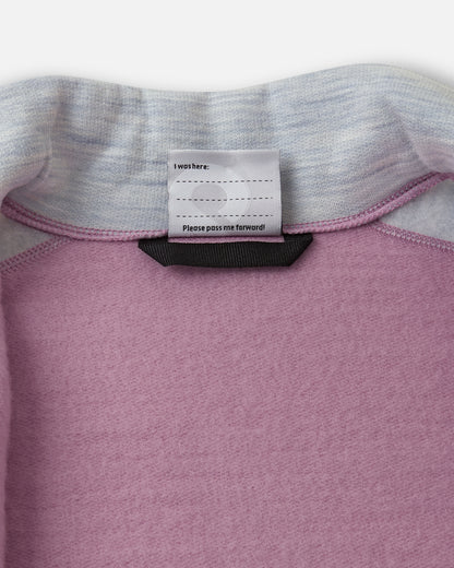 Detailaufnahme Kragen und Reissverschluss Reima Wollpullover Merin Grey Pink im Bärechind Winterthur Zürich Schweiz