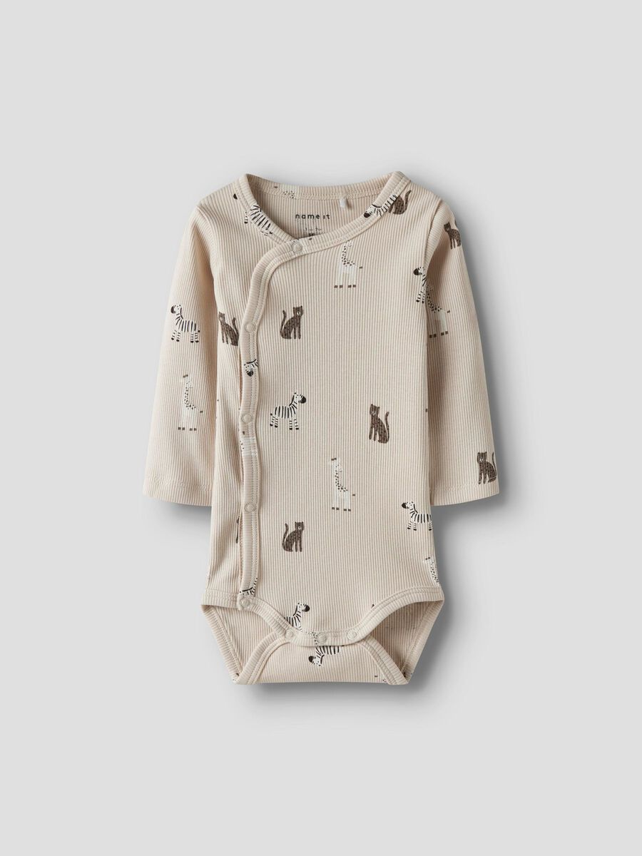 Ripp Body in summer sand von NAME IT aus Bio-Baumwolle, erhältlich im Bärechind Winterthur, Zürich, Schweiz.