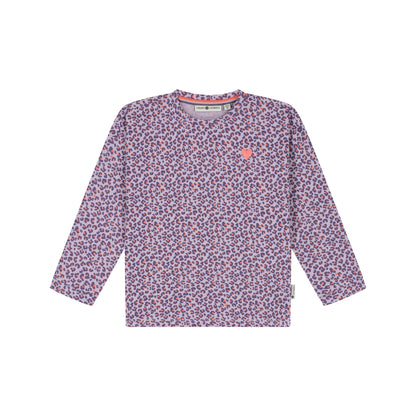 Langarmshirt mit Leomuster in Lila und Herz-Detail, Vorderansicht
