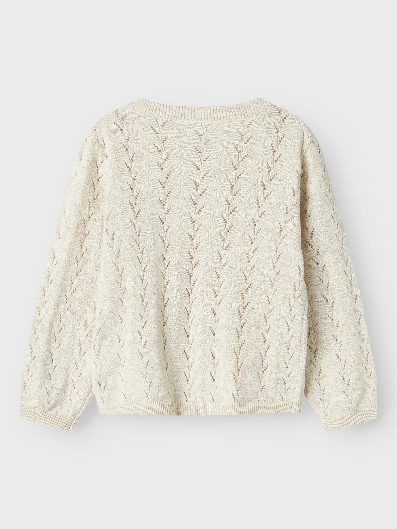 Rückseite der zart gemusterten Strickjacke von name it