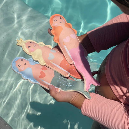 SunnyLife Tauchfreunde „Melody“ – Meerjungfrau-Tauchspielzeug im 3er-Set für Kinder, im Pool