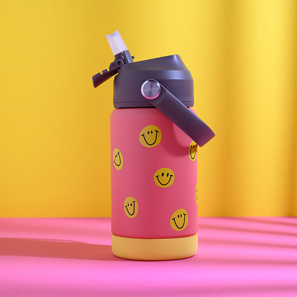 Kinder Trinkflasche mit Trinkhalm Smiley Koralle Ava&Yves Bärechind Winterthur Zürich Schweiz.