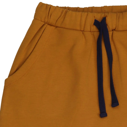 Walkiddy Kinder Jogginghose Mustard mit Kordelzug – Detailaufnahme, erhältlich im Bärechind Winterthur Schweiz