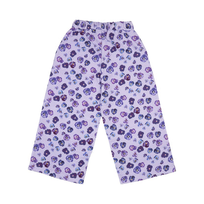 Walkiddy Kinderhose Rückseite mit Veilchenmuster aus Bio Baumwolle Musselin – nachhaltige Kindermode Bärechind Winterthur