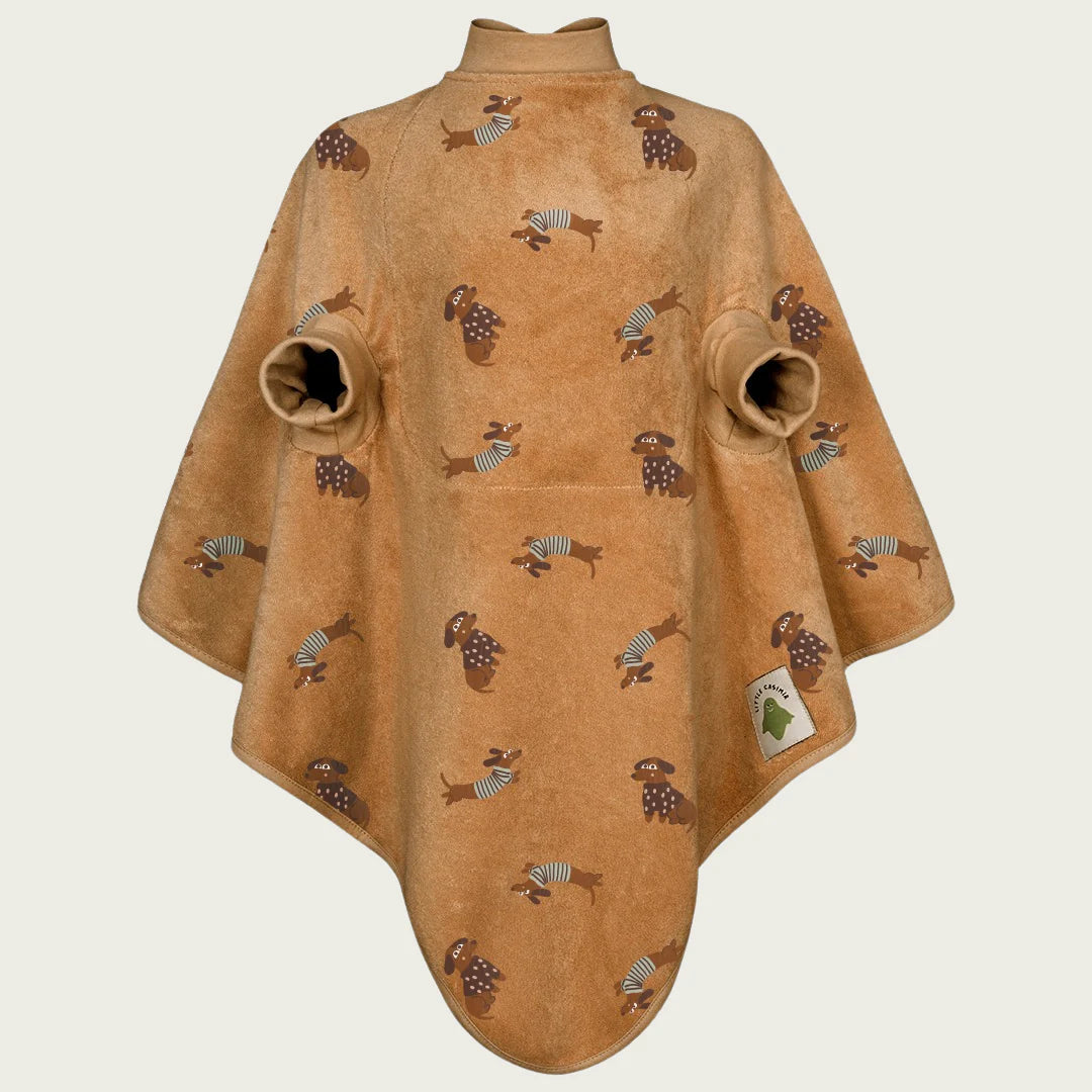 Wasserdichtes Lätzchen Boo Good Boy Club mit Hund Print von Little Casimir im Bärechind Winterthur Schweiz.