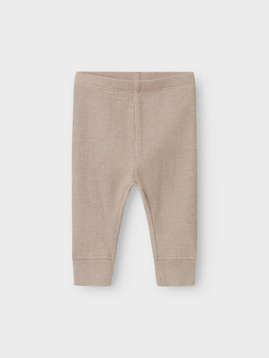 Beigefarbene Wolle-Seide Leggings für Babys, Vorderansicht – Bärechind, Winterthur, Zürich Schweiz.